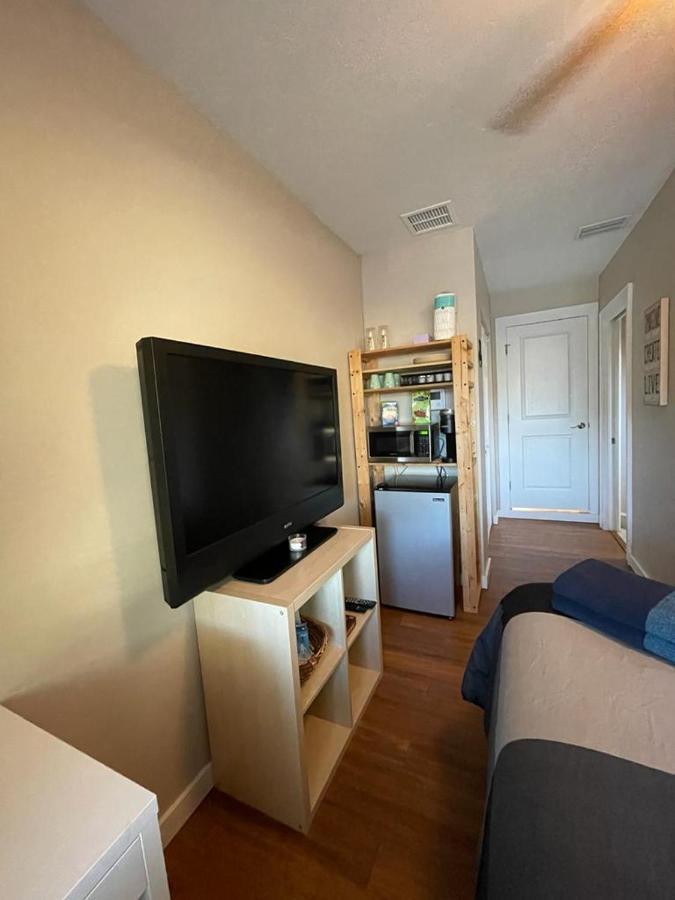 Quaint Guest Room Close To Siesta Key ساراسوتا المظهر الخارجي الصورة